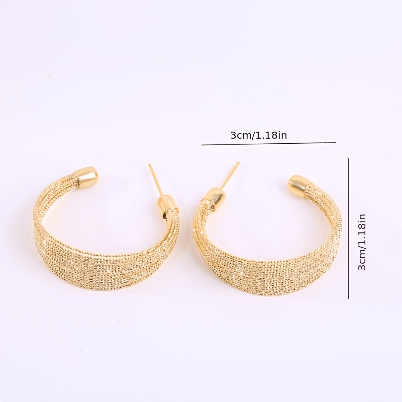 Women's Fashionable Light Luxury Metal Ear Ring, High-End Design
